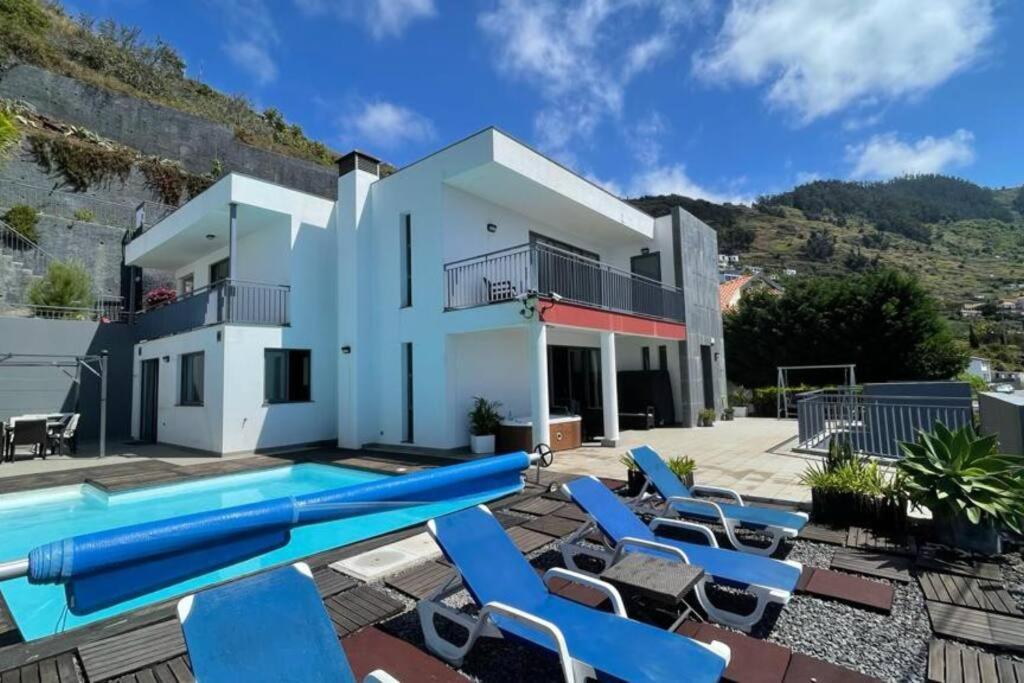 Villa Nunes, Big Holiday House With Private Pool Calheta  Εξωτερικό φωτογραφία