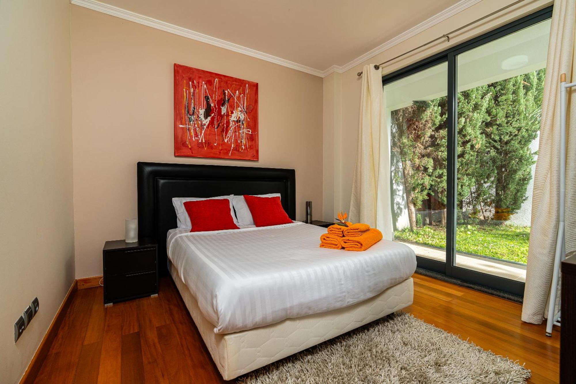 Villa Nunes, Big Holiday House With Private Pool Calheta  Εξωτερικό φωτογραφία