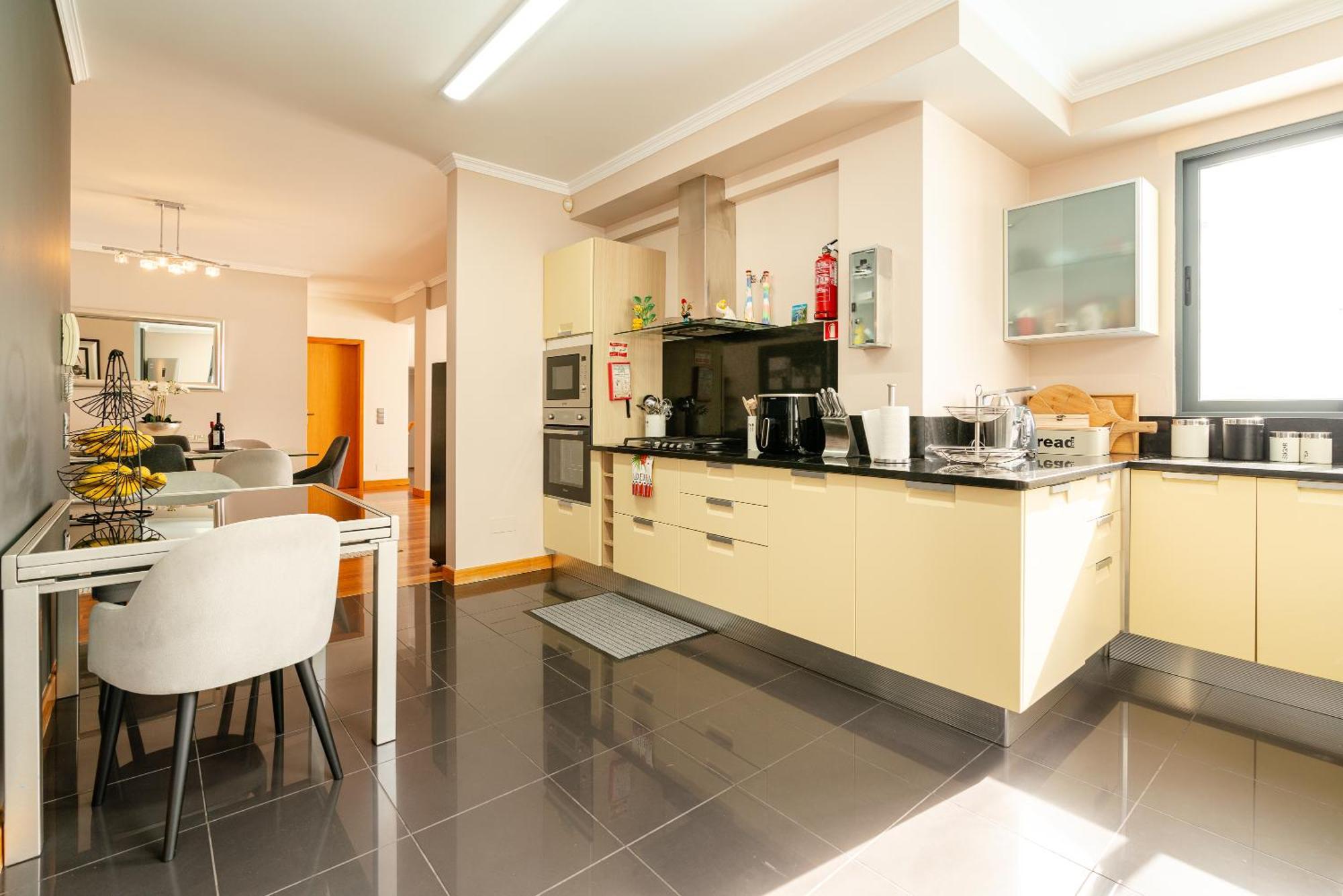 Villa Nunes, Big Holiday House With Private Pool Calheta  Εξωτερικό φωτογραφία