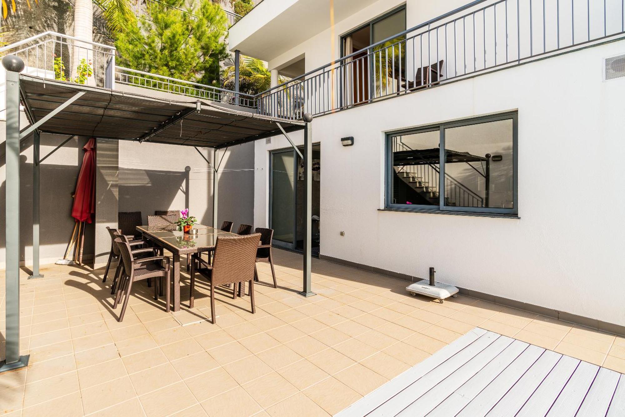 Villa Nunes, Big Holiday House With Private Pool Calheta  Εξωτερικό φωτογραφία